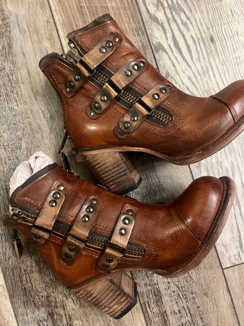 Freebird by Steven Beckett Brown Leather Buckle Ankle Boots - size 7 - Picture 5 of 5